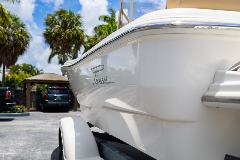 Thumbnail 8 for Used 2014 Pioneer 180 Islander boat for sale in West Palm Beach, FL