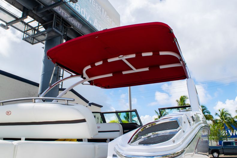 Thumbnail 8 for Used 2019 Cobalt R7 boat for sale in Aventura, FL