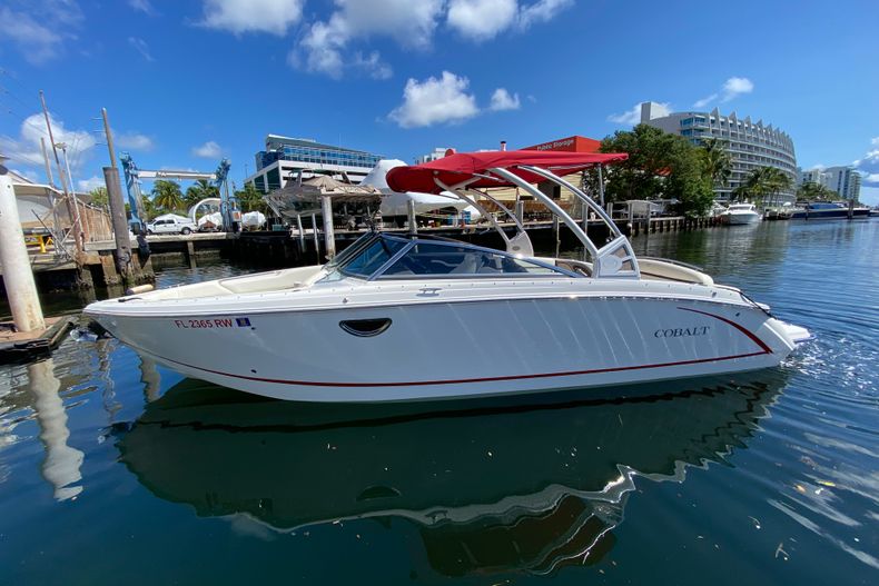 Thumbnail 39 for Used 2019 Cobalt R7 boat for sale in Aventura, FL