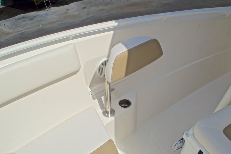 Thumbnail 31 for New 2016 Sailfish 270 CC Center Console boat for sale in West Palm Beach, FL