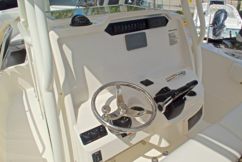 Thumbnail 21 for New 2016 Sailfish 270 CC Center Console boat for sale in West Palm Beach, FL