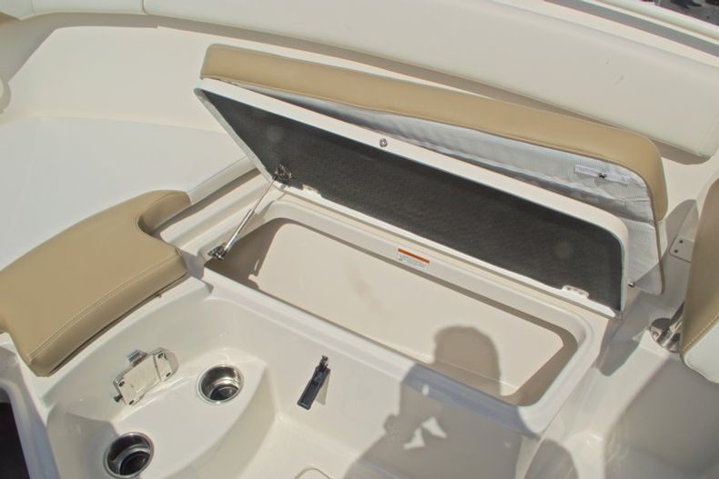 Thumbnail 35 for New 2016 Sailfish 270 CC Center Console boat for sale in West Palm Beach, FL