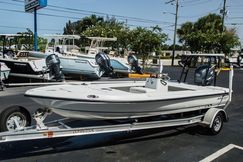 Thumbnail 3 for Used 2000 Action-Craft 172 Flyfisher boat for sale in West Palm Beach, FL