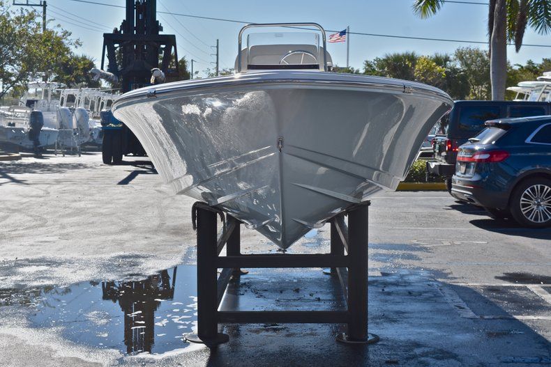 Thumbnail 2 for New 2018 Sportsman 20 Island Bay boat for sale in Miami, FL