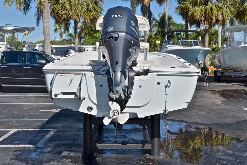 Thumbnail 6 for New 2018 Sportsman 20 Island Bay boat for sale in Miami, FL