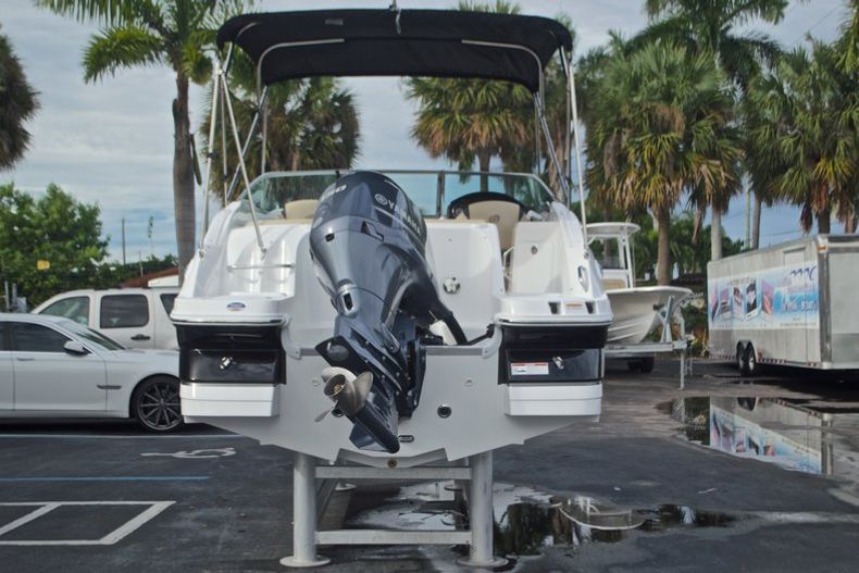 Thumbnail 7 for New 2017 Hurricane SunDeck SD 2200 DC OB boat for sale in West Palm Beach, FL
