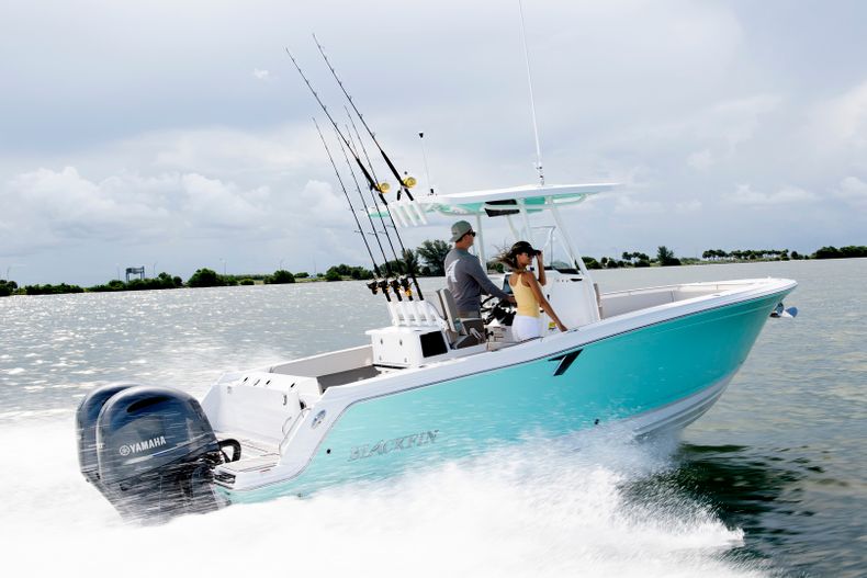 Thumbnail 0 for New 2022 Blackfin 252CC boat for sale in West Palm Beach, FL