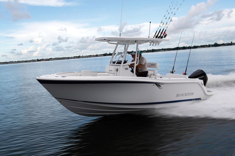 Thumbnail 13 for New 2022 Blackfin 222CC boat for sale in West Palm Beach, FL
