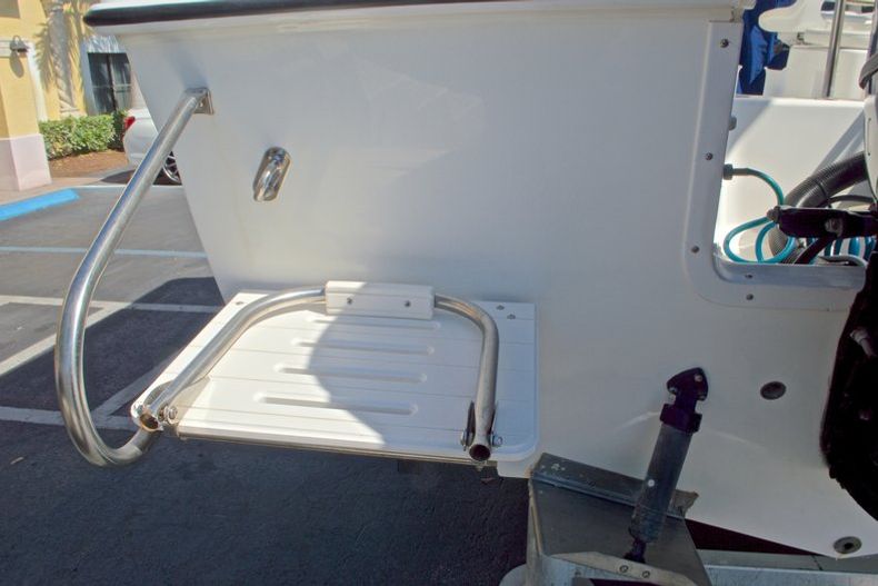 Thumbnail 11 for Used 2000 Aquasport 215 Osprey Sport DC boat for sale in West Palm Beach, FL