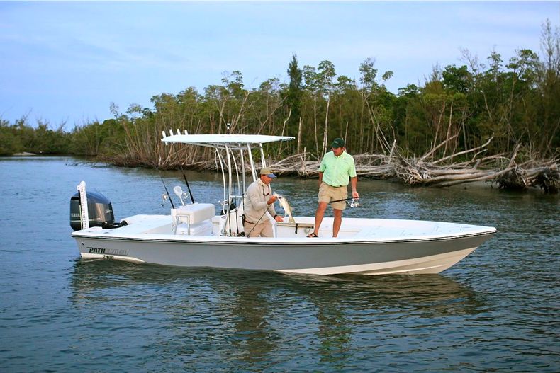 Thumbnail 3 for New 2022 Pathfinder 2400 TRS boat for sale in Vero Beach, FL