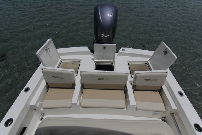 Thumbnail 8 for New 2022 Pathfinder 2600 TRS boat for sale in Vero Beach, FL