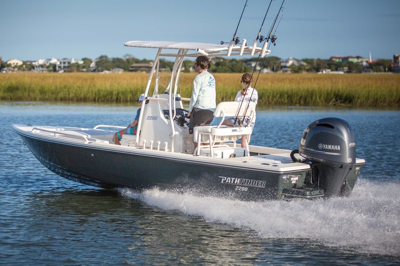 New 2022 Pathfinder 2200 TRS boat for sale in Vero Beach, FL