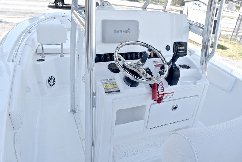 Thumbnail 25 for Used 2015 Sea Hunt 211 Ultra boat for sale in Fort Lauderdale, FL