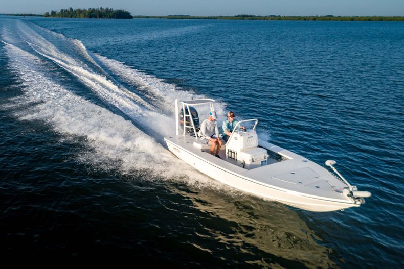 Thumbnail 0 for New 2022 Hewes Redfisher 18 boat for sale in Vero Beach, FL