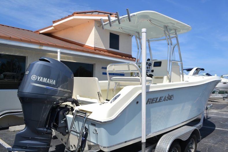 Thumbnail 6 for Used 2015 Release 208 RX boat for sale in Vero Beach, FL