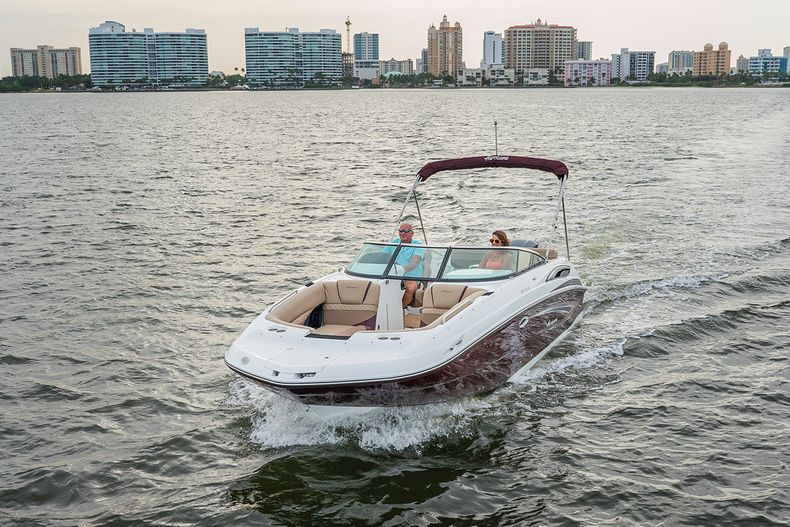 Thumbnail 4 for New 2022 Hurricane SunDeck SD 2410 OB boat for sale in West Palm Beach, FL