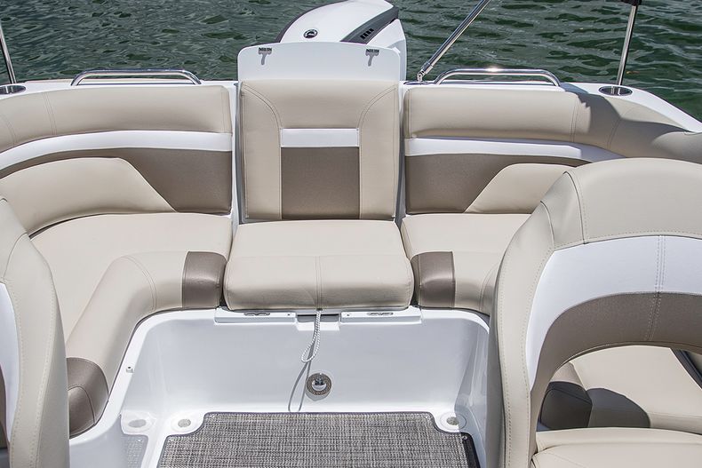 Thumbnail 22 for New 2022 Hurricane SunDeck SD 2486 OB boat for sale in West Palm Beach, FL