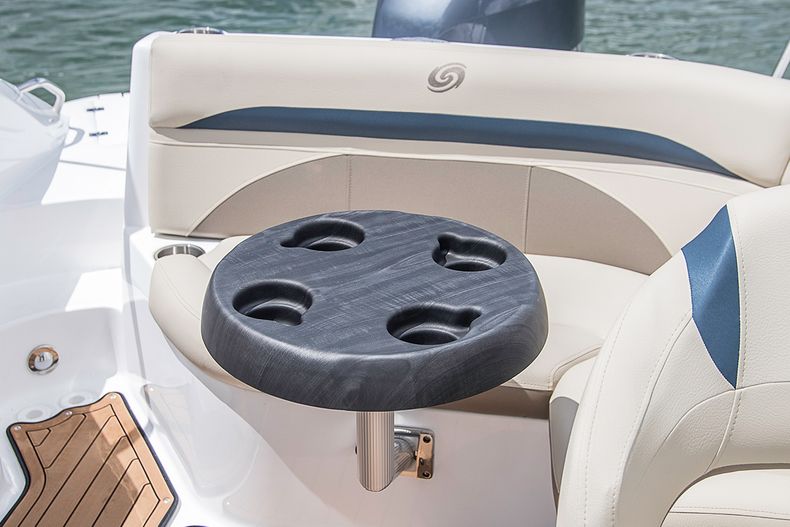 Thumbnail 9 for New 2022 Hurricane SunDeck SD 2200 DC OB boat for sale in West Palm Beach, FL