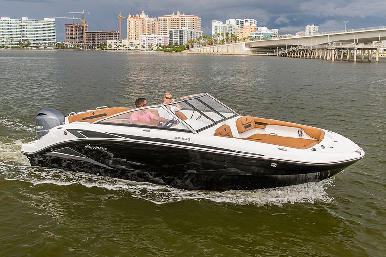 Thumbnail 0 for New 2022 Hurricane SunDeck SD 235 OB boat for sale in West Palm Beach, FL