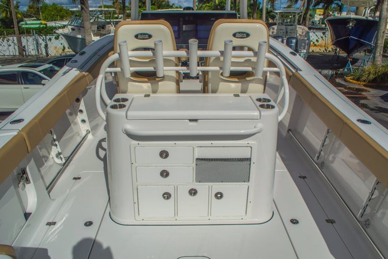 Thumbnail 17 for New 2016 Sportsman Open 312 Center Console boat for sale in Miami, FL