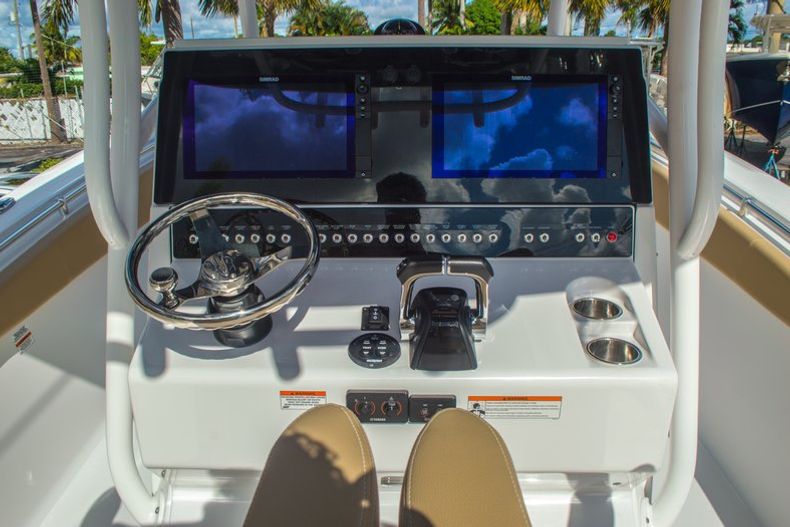 Thumbnail 44 for New 2016 Sportsman Open 312 Center Console boat for sale in Miami, FL