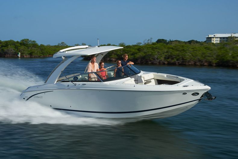 New 2022 Cobalt R30 boat for sale in West Palm Beach, FL