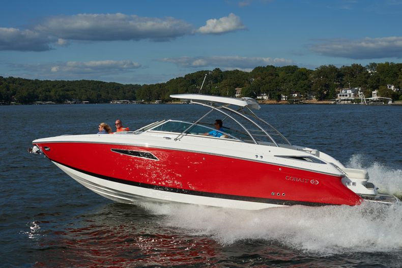 Thumbnail 5 for New 2022 Cobalt R35 boat for sale in West Palm Beach, FL