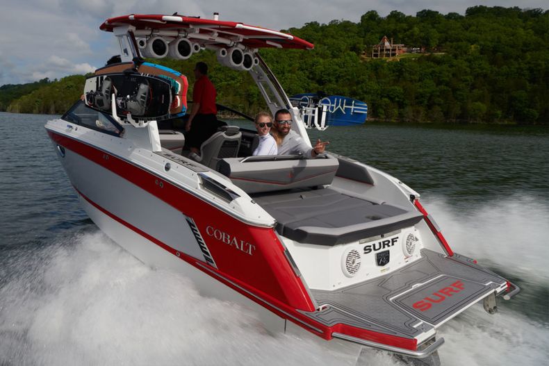 Thumbnail 18 for New 2022 Cobalt R6 Surf boat for sale in West Palm Beach, FL