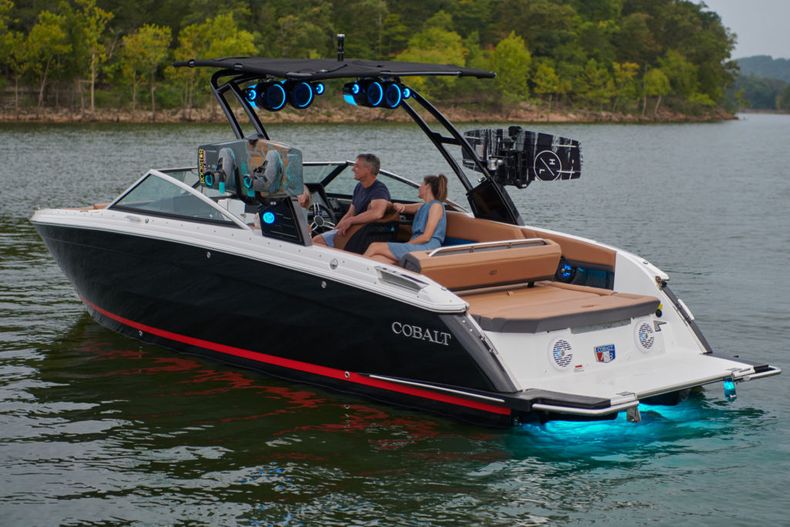 New 2022 Cobalt R8 boat for sale in West Palm Beach, FL