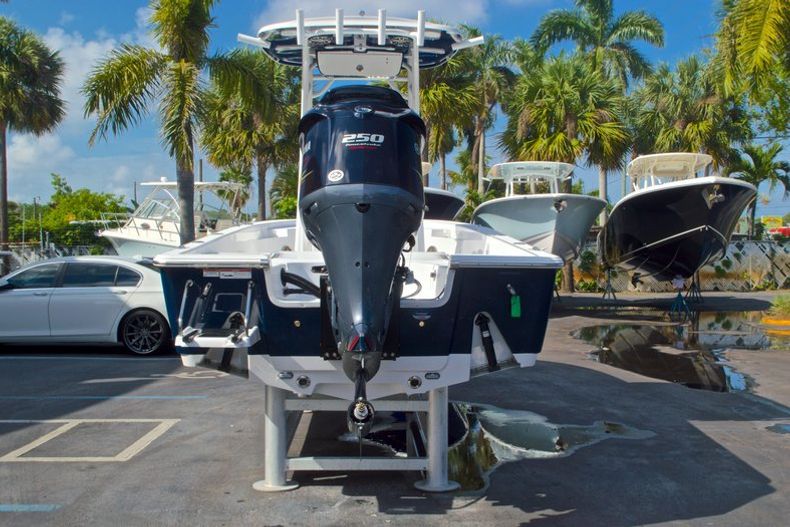 Thumbnail 6 for New 2016 Sportsman Masters 247 Bay Boat boat for sale in West Palm Beach, FL