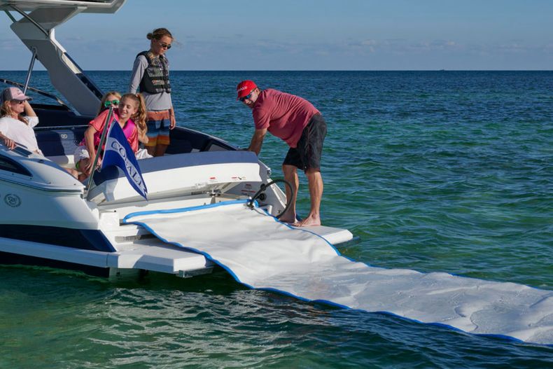 Thumbnail 4 for New 2022 Cobalt A29 boat for sale in West Palm Beach, FL