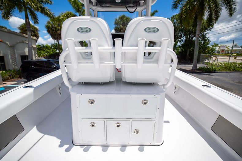 Thumbnail 16 for New 2021 Sportsman Masters 267 Bay Boat boat for sale in West Palm Beach, FL