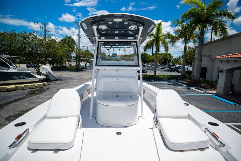 Thumbnail 37 for New 2021 Sportsman Masters 267 Bay Boat boat for sale in West Palm Beach, FL