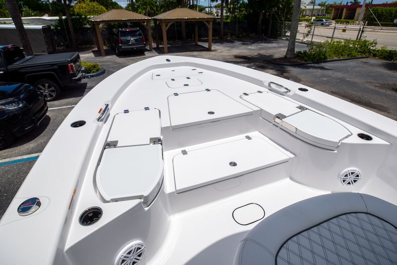 Thumbnail 34 for New 2021 Sportsman Masters 267 Bay Boat boat for sale in West Palm Beach, FL