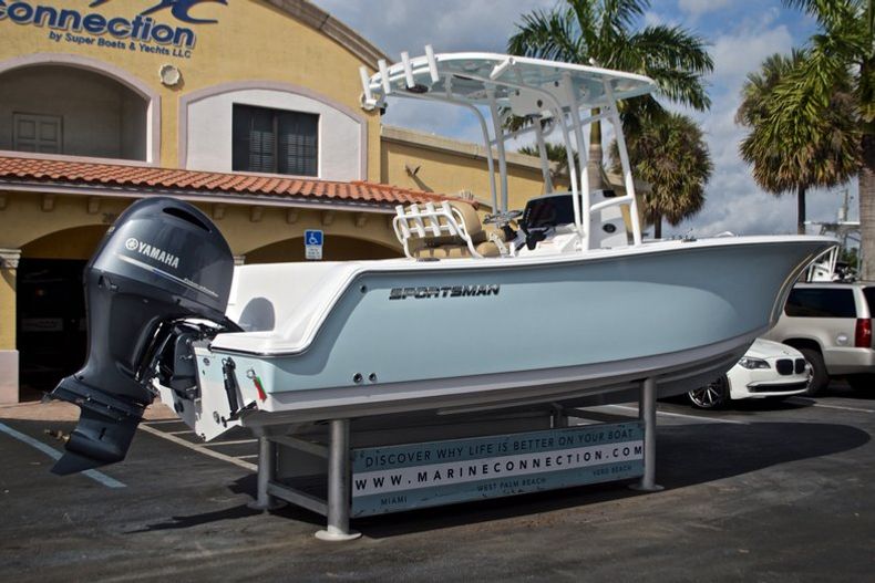 Thumbnail 8 for New 2017 Sportsman Open 232 Center Console boat for sale in West Palm Beach, FL