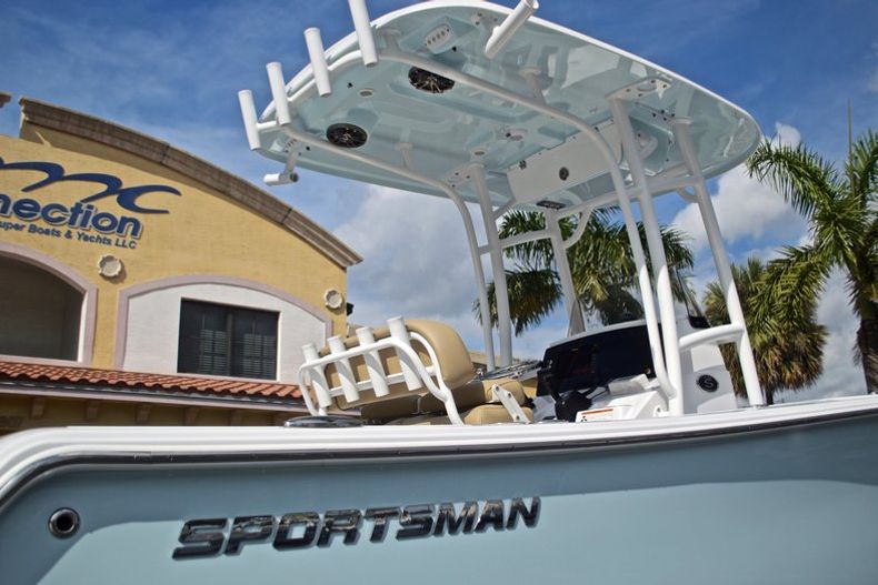 Thumbnail 9 for New 2017 Sportsman Open 232 Center Console boat for sale in West Palm Beach, FL