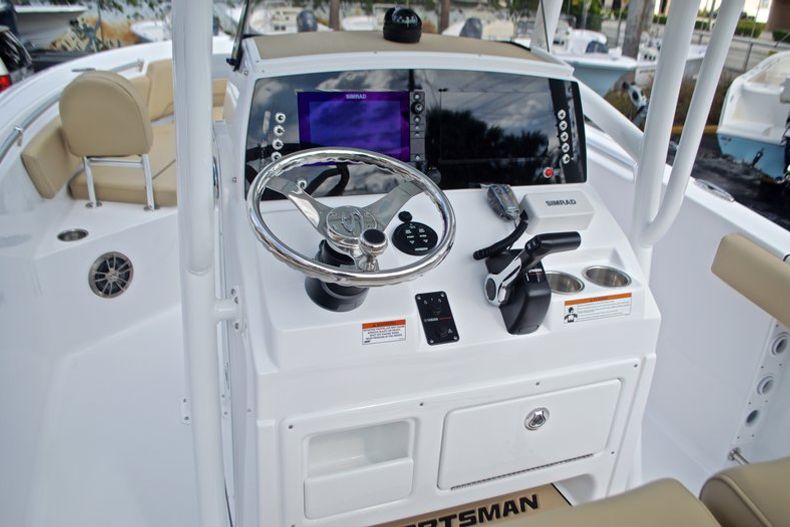 Thumbnail 28 for New 2017 Sportsman Open 232 Center Console boat for sale in West Palm Beach, FL
