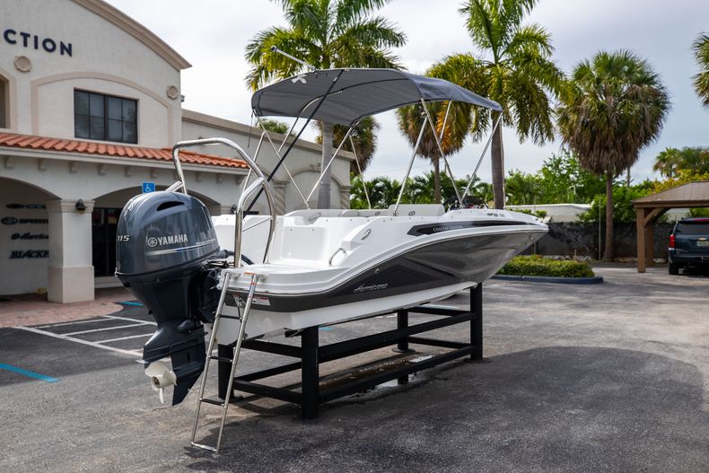 Thumbnail 14 for New 2021 Hurricane SunDeck Sport SS 185 OB boat for sale in West Palm Beach, FL