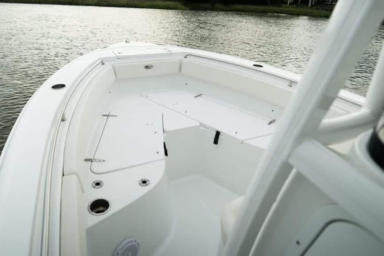 Thumbnail 15 for New 2022 Sea Hunt Ultra 219 boat for sale in West Palm Beach, FL