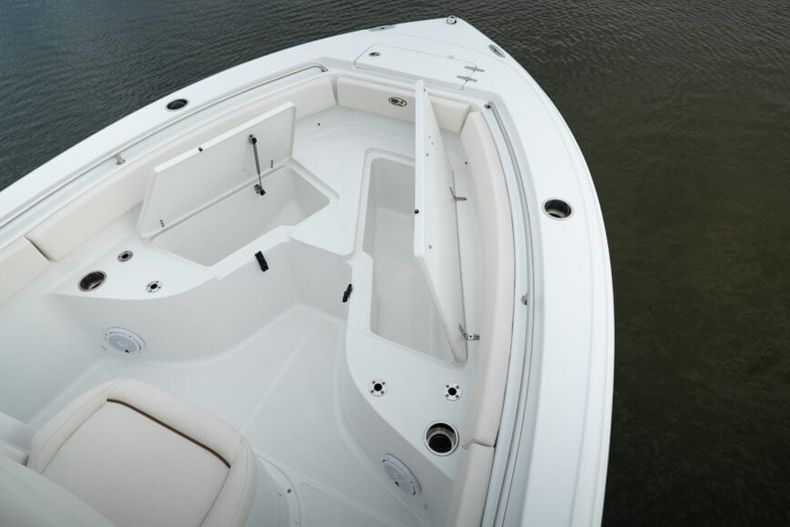 Thumbnail 20 for New 2022 Sea Hunt Ultra 219 boat for sale in West Palm Beach, FL