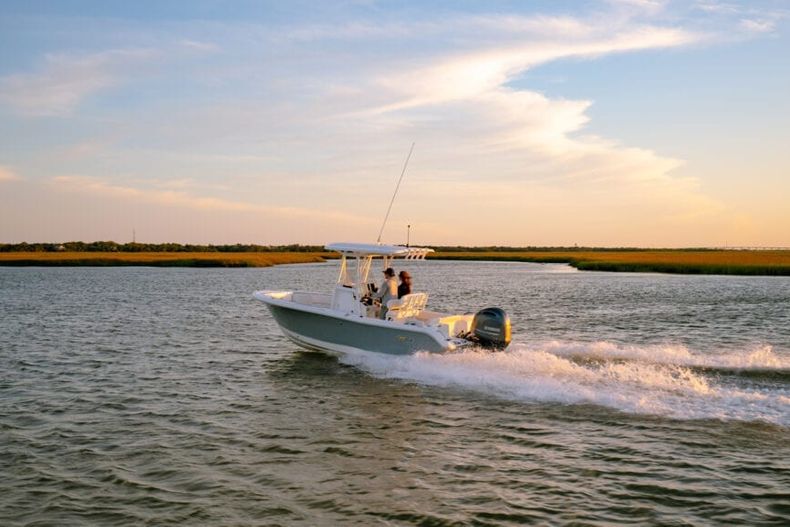 Thumbnail 25 for New 2022 Sea Hunt Ultra 219 boat for sale in West Palm Beach, FL