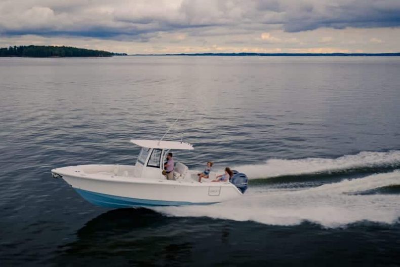Thumbnail 26 for New 2022 Sea Hunt Ultra 275 SE boat for sale in West Palm Beach, FL