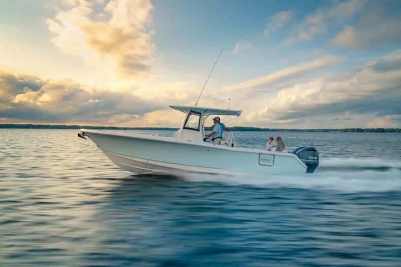 Thumbnail 2 for New 2022 Sea Hunt Ultra 305 SE boat for sale in West Palm Beach, FL