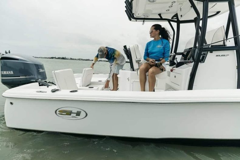 Thumbnail 4 for New 2022 Sea Hunt BX 25 BR boat for sale in West Palm Beach, FL