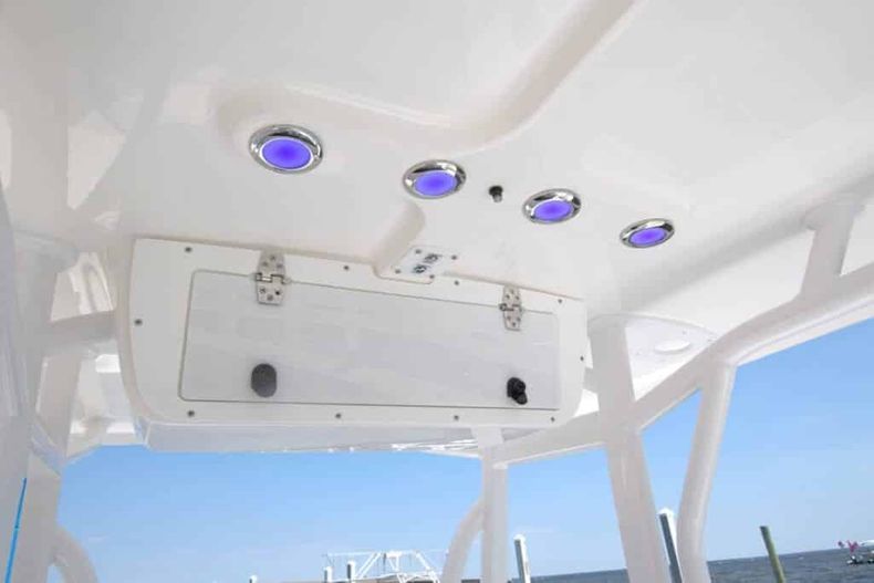 Thumbnail 8 for New 2022 Sea Hunt BX 25 BR boat for sale in West Palm Beach, FL