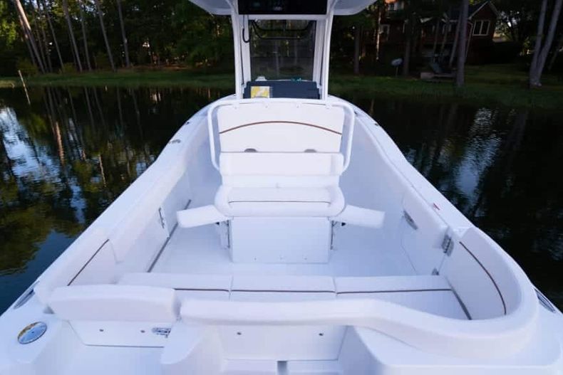 Thumbnail 23 for New 2022 Sea Hunt Ultra 239 SE boat for sale in West Palm Beach, FL