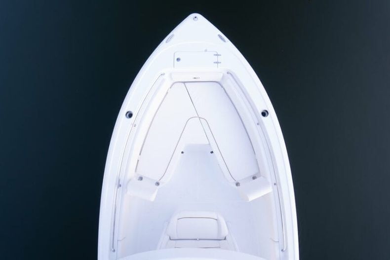 Thumbnail 16 for New 2022 Sea Hunt Ultra 239 SE boat for sale in West Palm Beach, FL