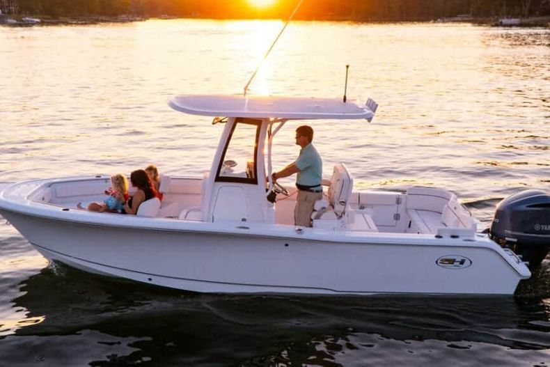 Thumbnail 9 for New 2022 Sea Hunt Ultra 239 SE boat for sale in West Palm Beach, FL