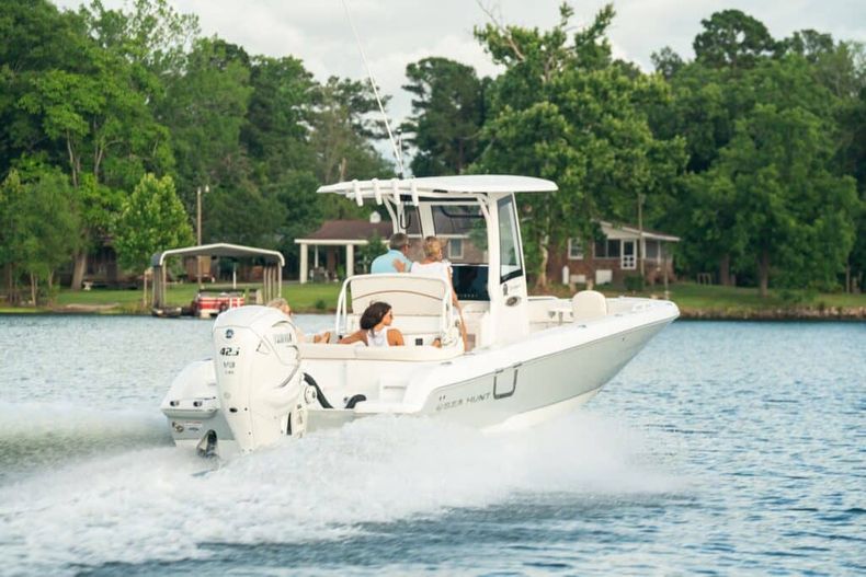 Thumbnail 3 for New 2022 Sea Hunt Escape 27 boat for sale in West Palm Beach, FL