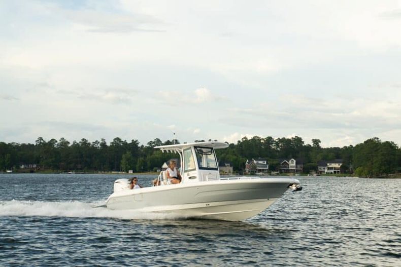 Thumbnail 9 for New 2022 Sea Hunt Escape 27 boat for sale in West Palm Beach, FL
